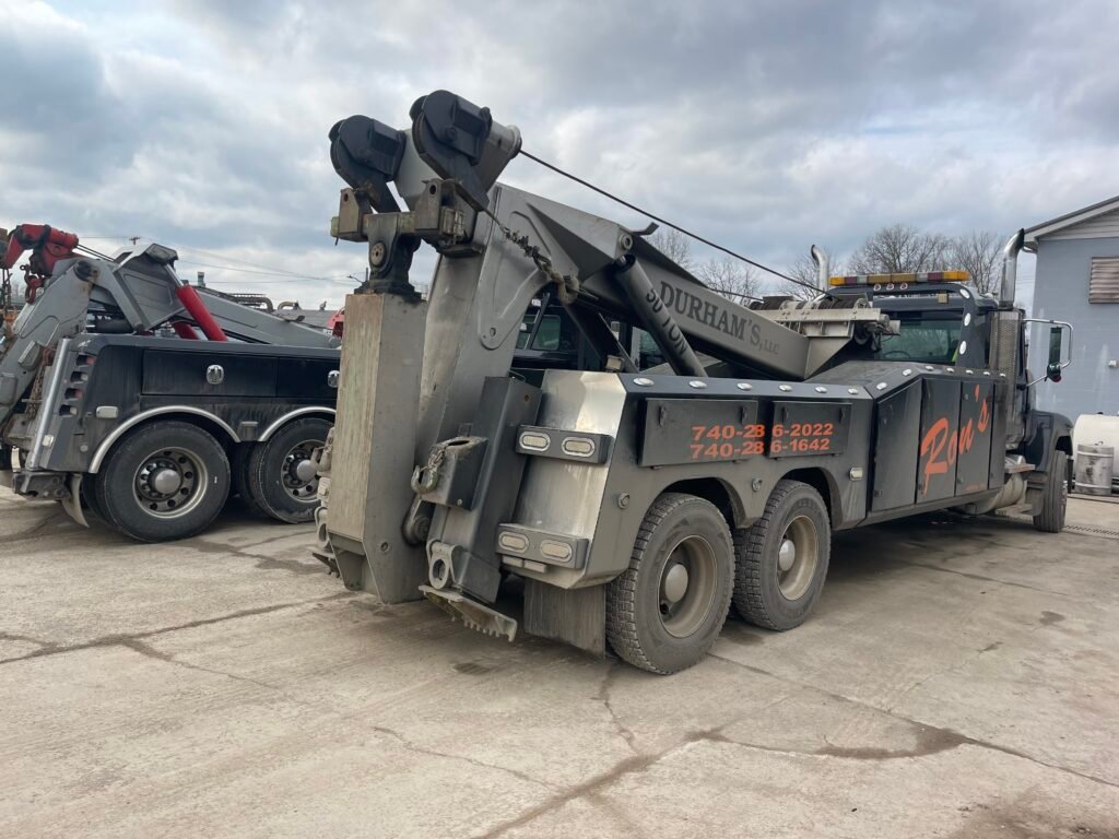 Jackson Ohio tow truck company specializing in all tows and heavy hauling equipment